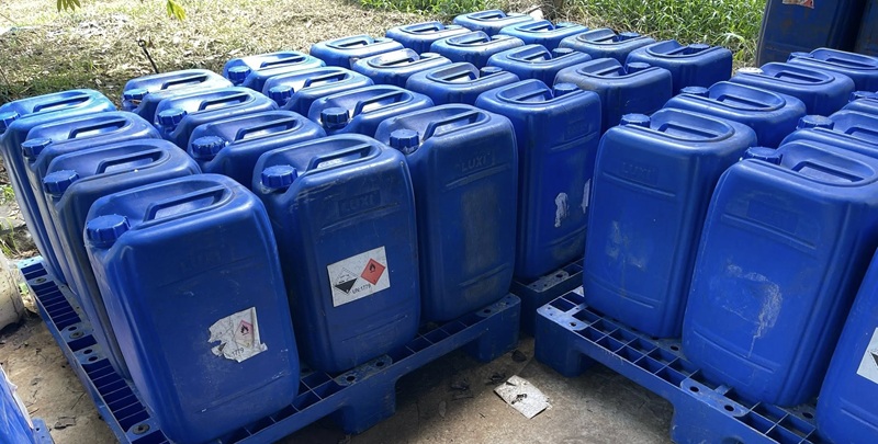 Thu mua thùng nhựa giá cao, thu gom tận nơi